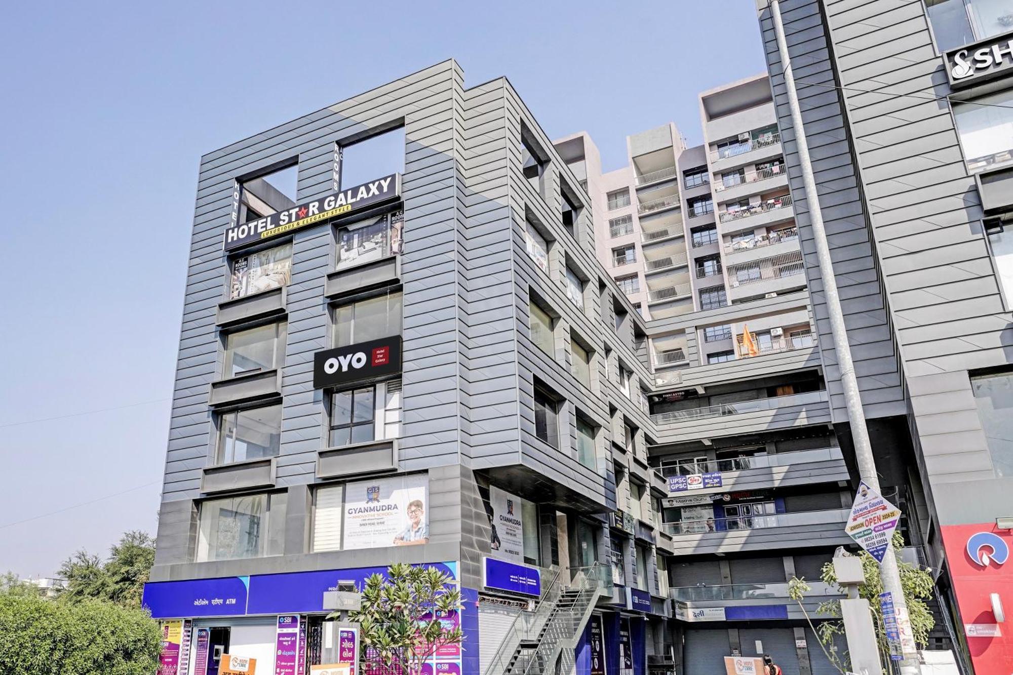 Hotel O Star Galaxy 수라트 외부 사진