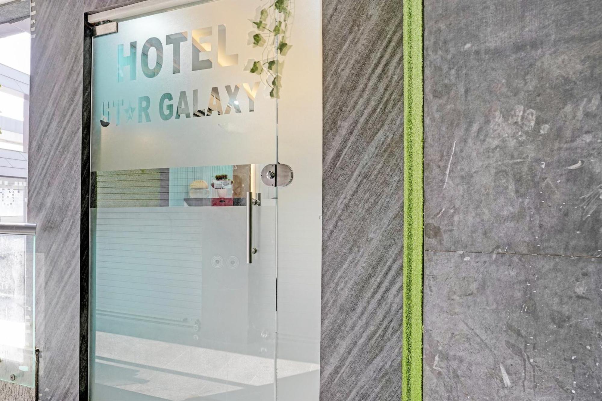 Hotel O Star Galaxy 수라트 외부 사진